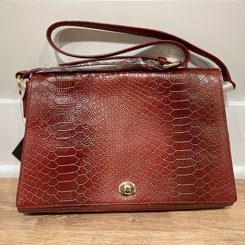 NEW HOBO International Red Croc Embossed Crossbody